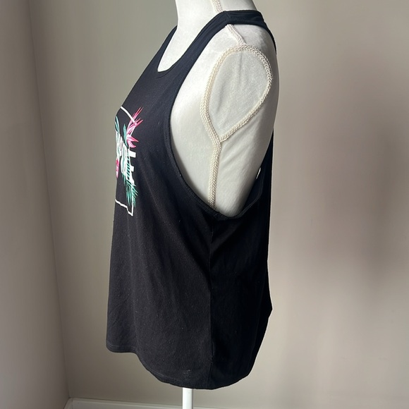 Infinite Performance Tank Open Back - Picture 9 of 12